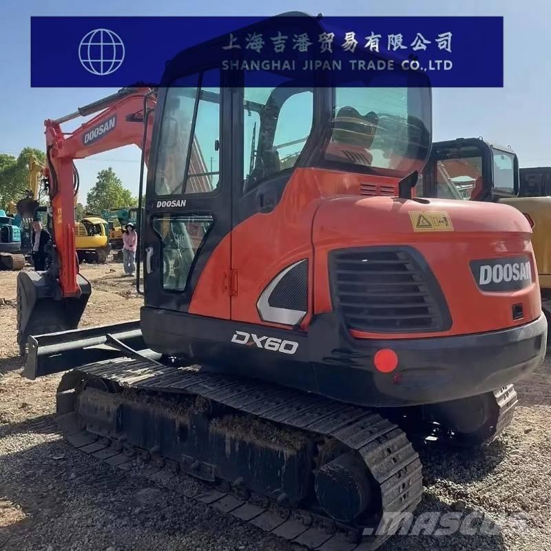 Doosan DX 60 Mini bagri <7t