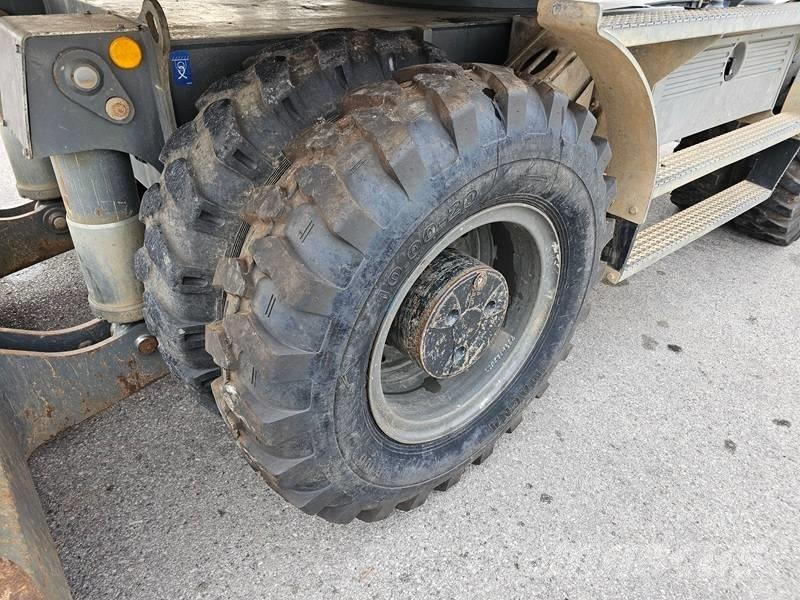 Liebherr A916 Bagri na kolesih