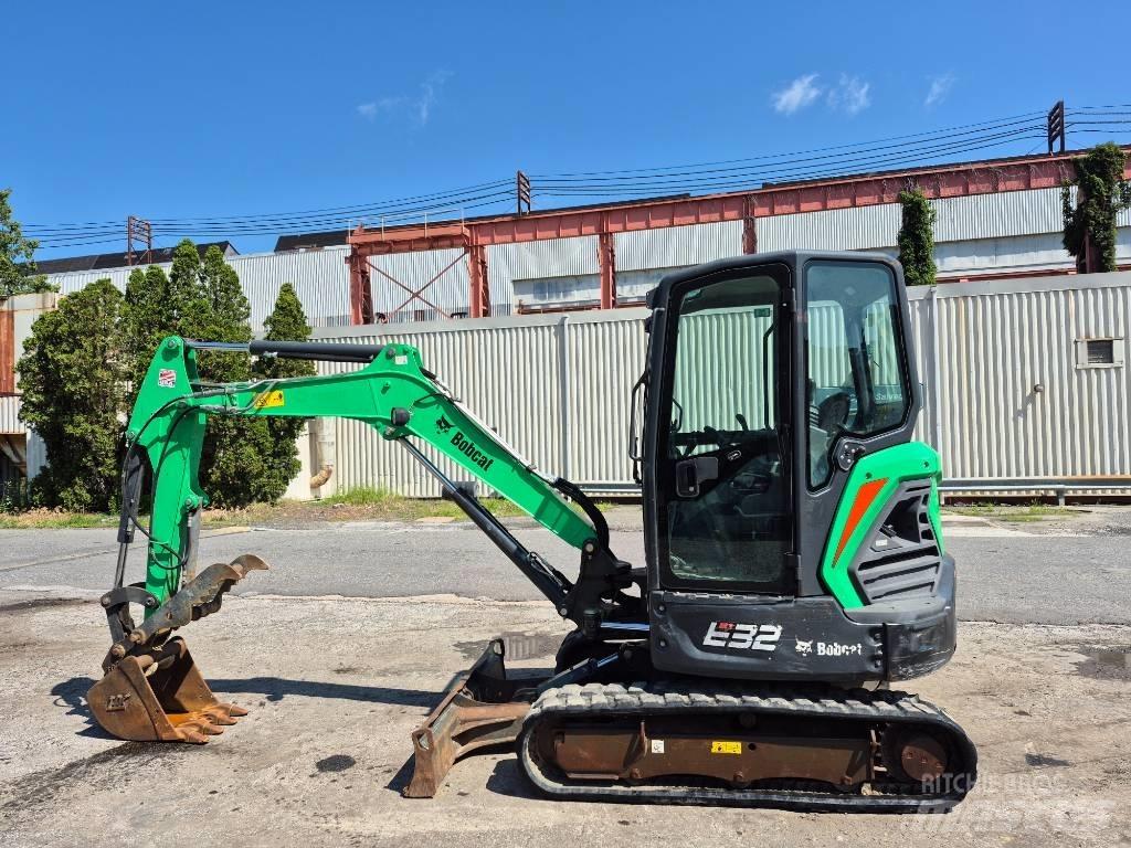 Bobcat E 32i Mini bagri <7t