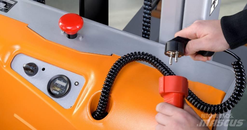 Still ECV10 Ročni električni viličar
