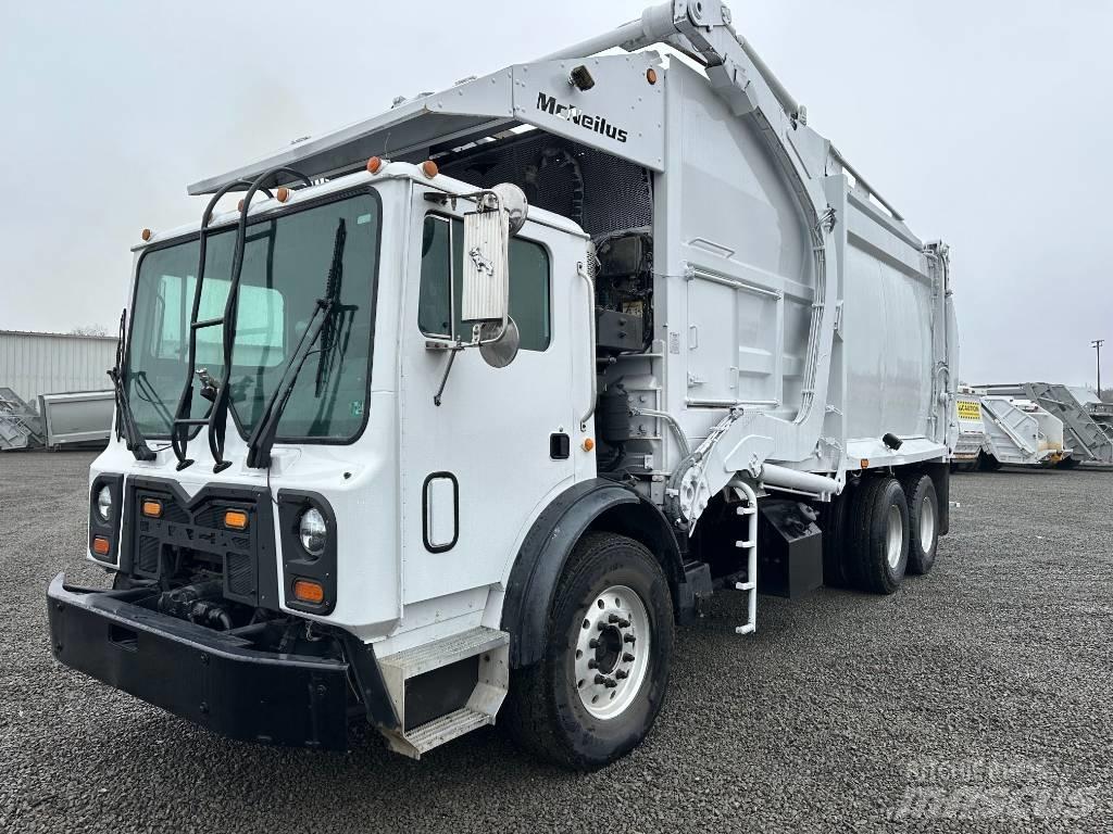 Mack MRU613 Komunalni tovornjaki
