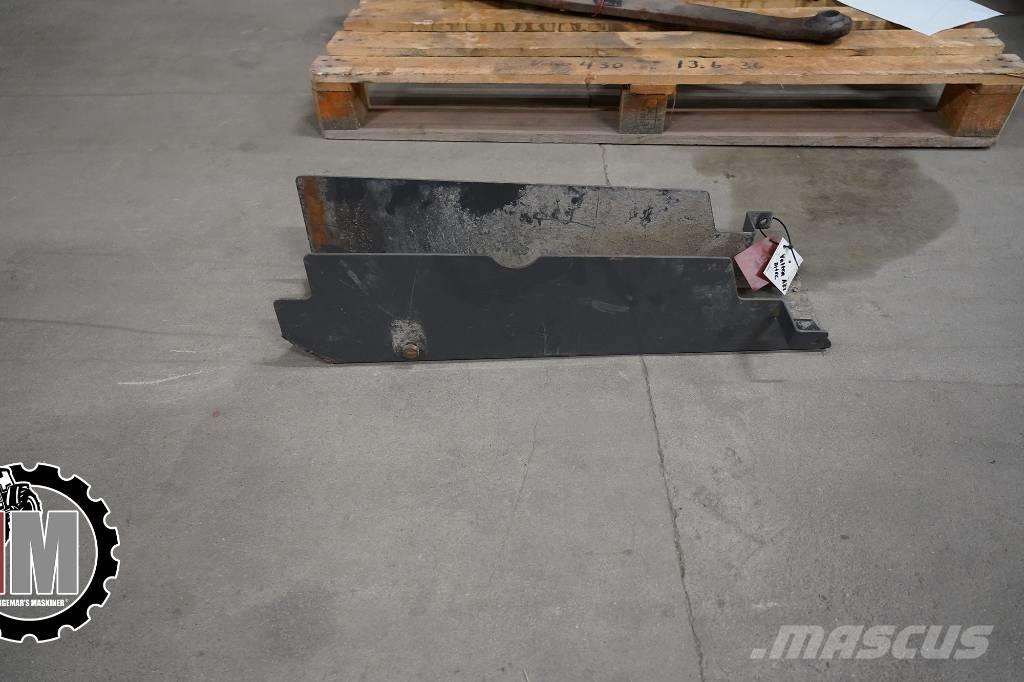 Valtra A 83 HT Skydd Podvozje in vzmetenje