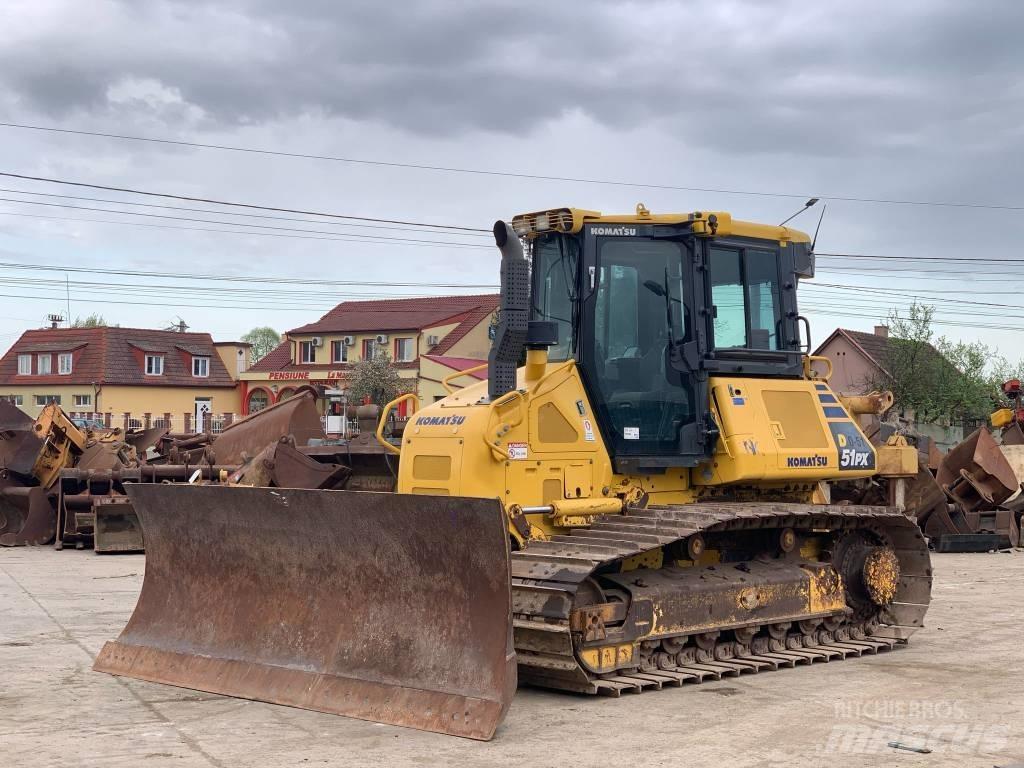 Komatsu D 51 PX-24 Buldožerji goseničarji