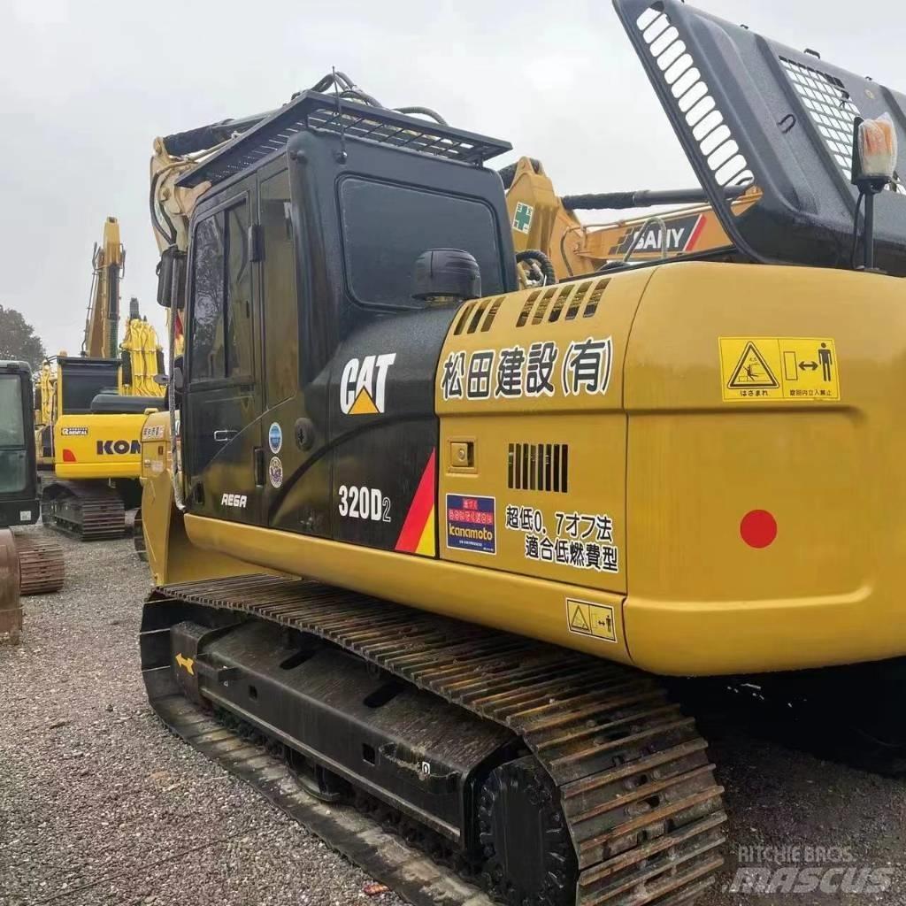 CAT 320 D2 Bagri goseničarji