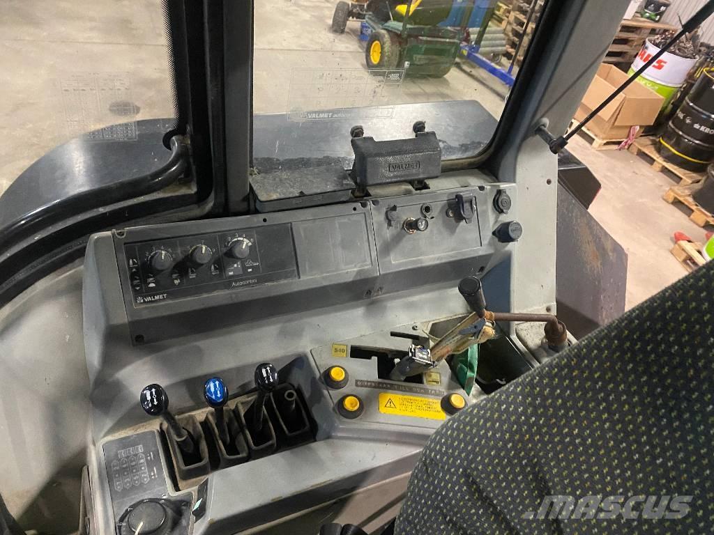 Valmet 8100 GOS Traktorji