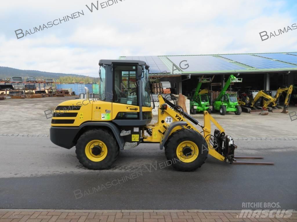 Yanmar V 80 Kolesni nakladalci