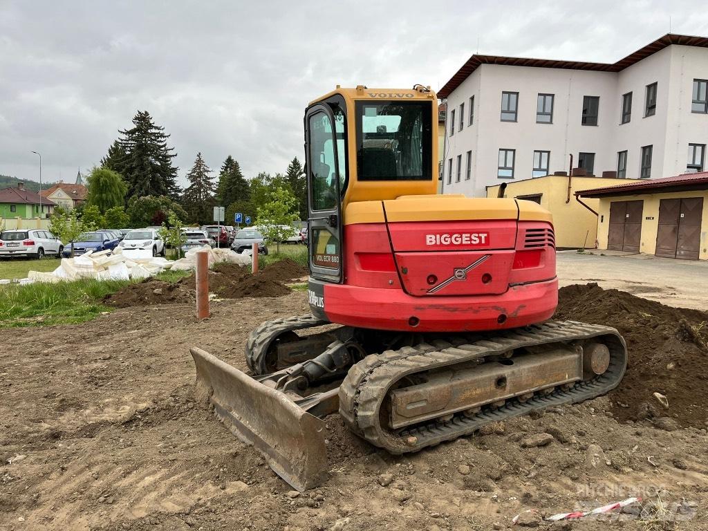 Volvo ECR 88 PLUS Midi bagri 7t – 12t