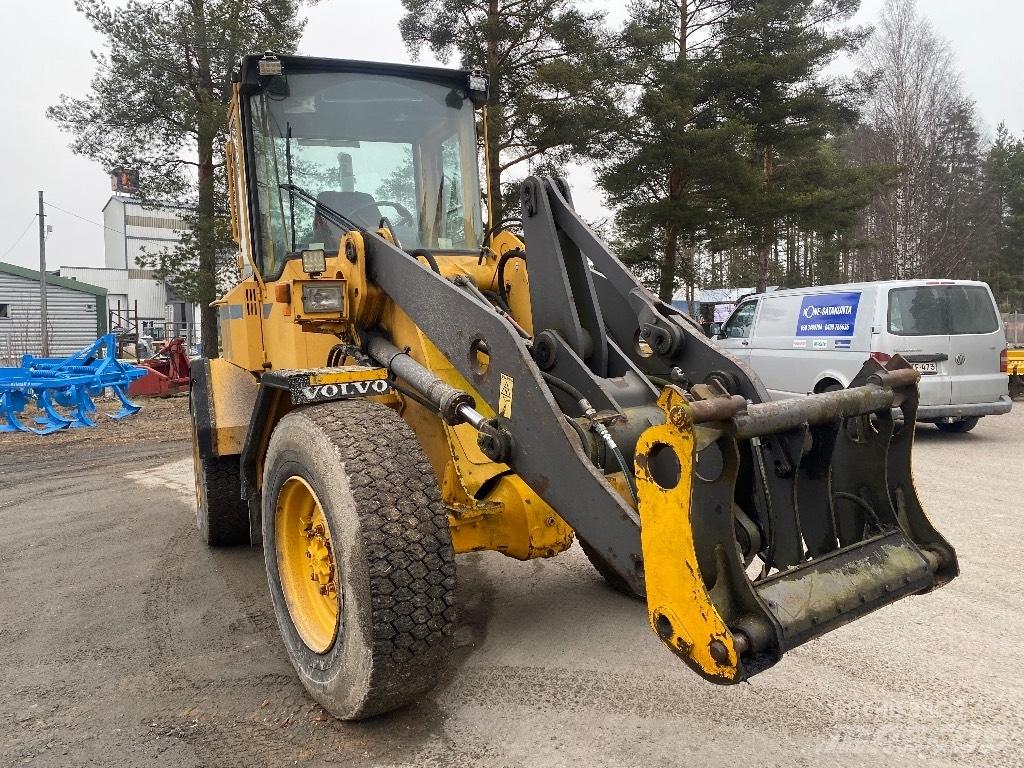 Volvo BM L 50 Večnamenski nakladalci