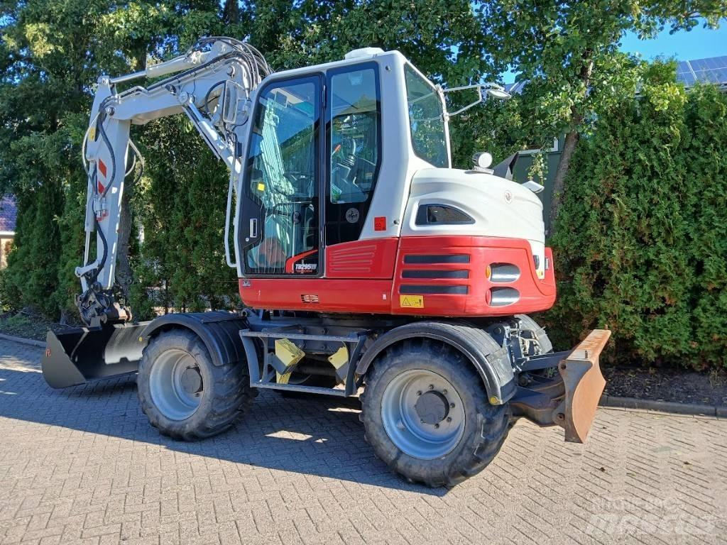 Takeuchi TB 295 W Bagri na kolesih