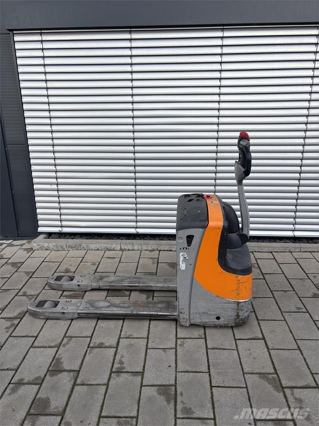 Still EXU16 Ročni električni viličar