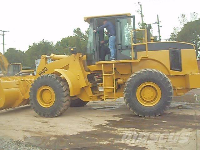 CAT 966 G Kolesni nakladalci