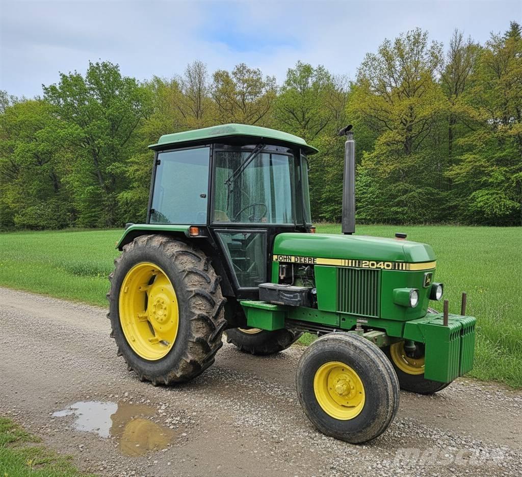 John Deere 2040 Traktorji