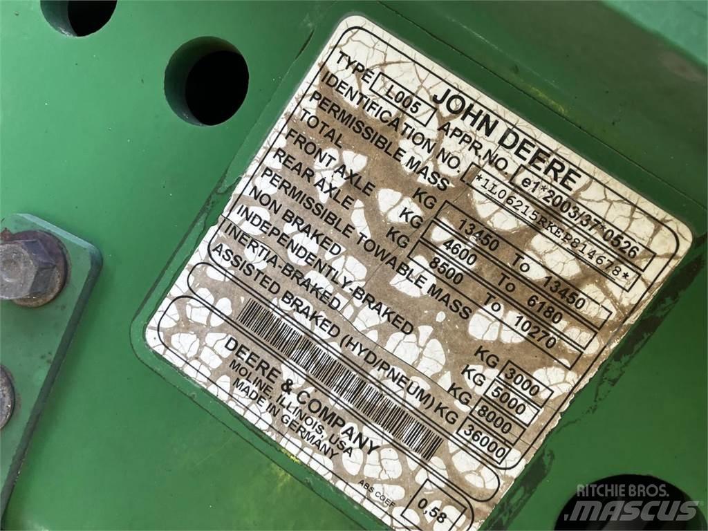 John Deere 6215R Traktorji