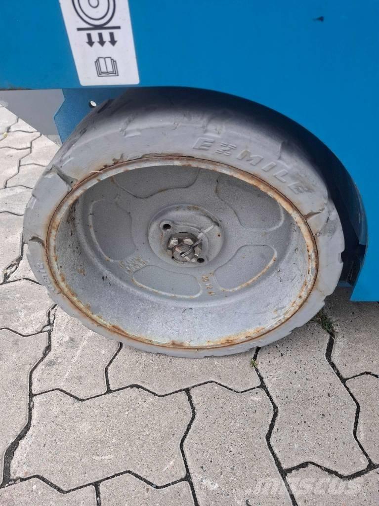 Genie GS 4047 Škarjaste dvižne ploščadi