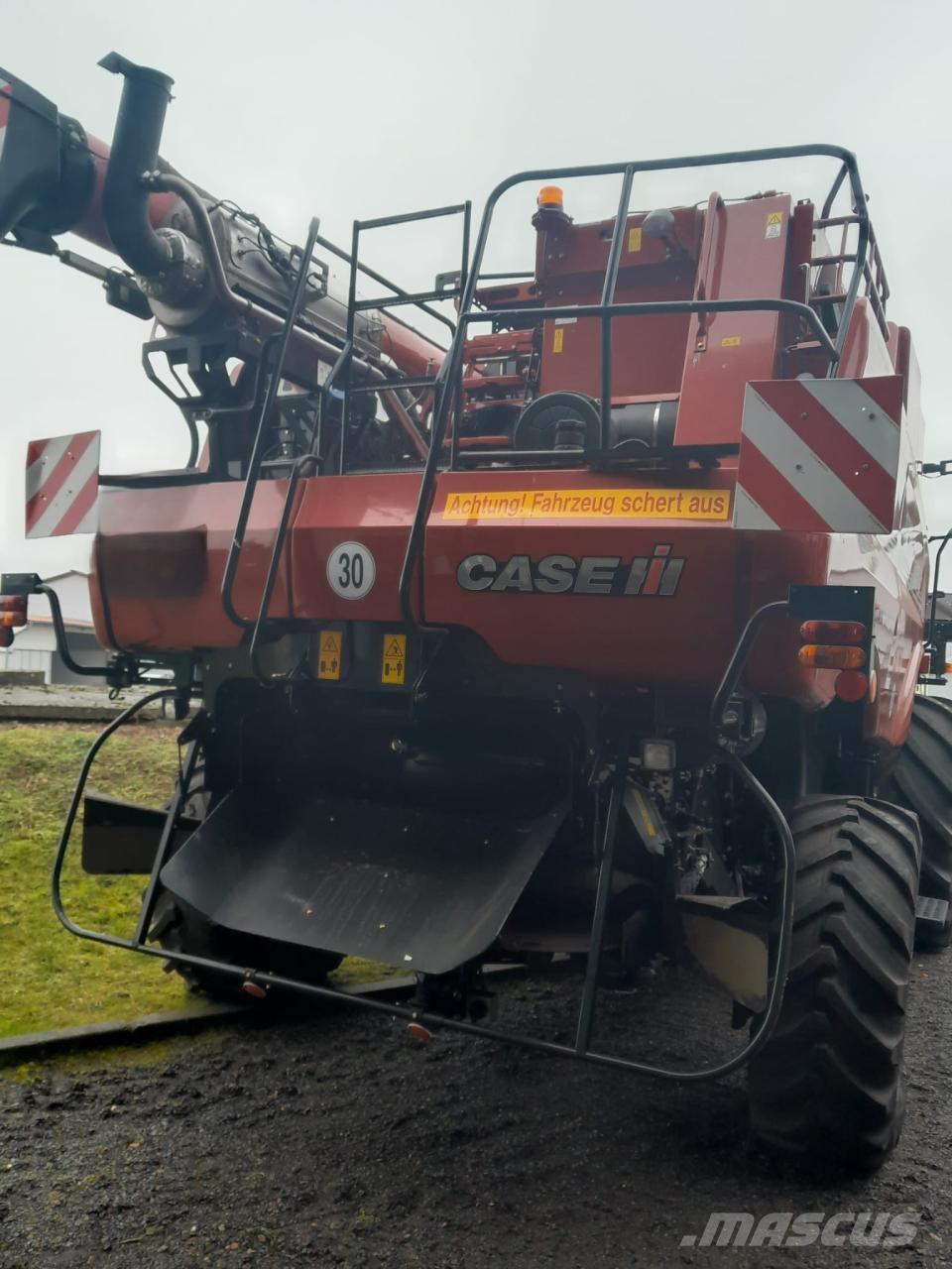 Case IH 7150 AF Kombajni