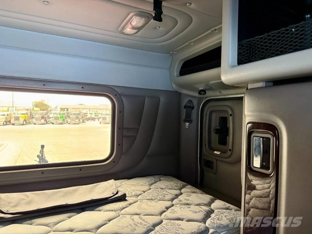 Peterbilt 389 Vlačilci