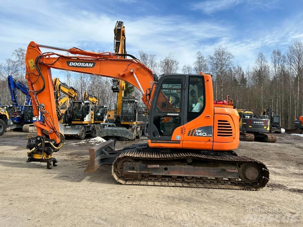 Doosan DX 140 LCR-3 Bagri goseničarji