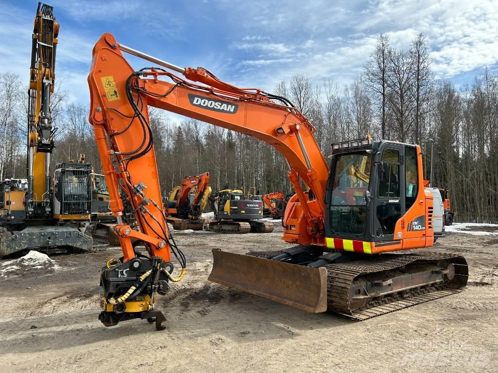 Doosan DX 140 LCR-3 Bagri goseničarji