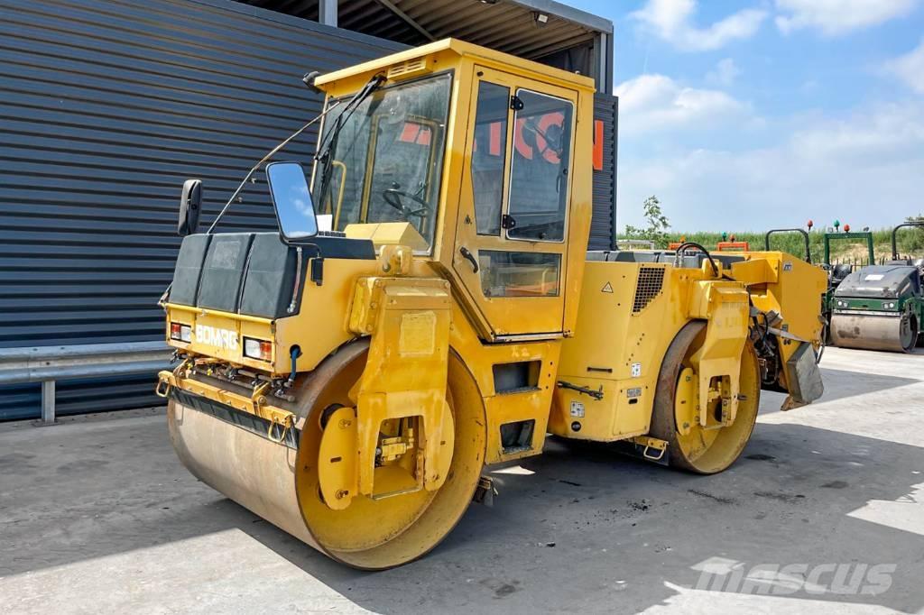 Bomag BW 151 AD-2 Dvojni valjarji