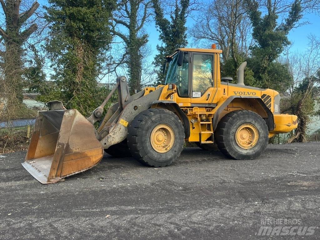 Volvo L 120 F Kolesni nakladalci