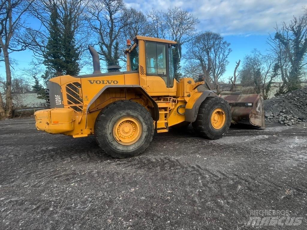 Volvo L 120 F Kolesni nakladalci