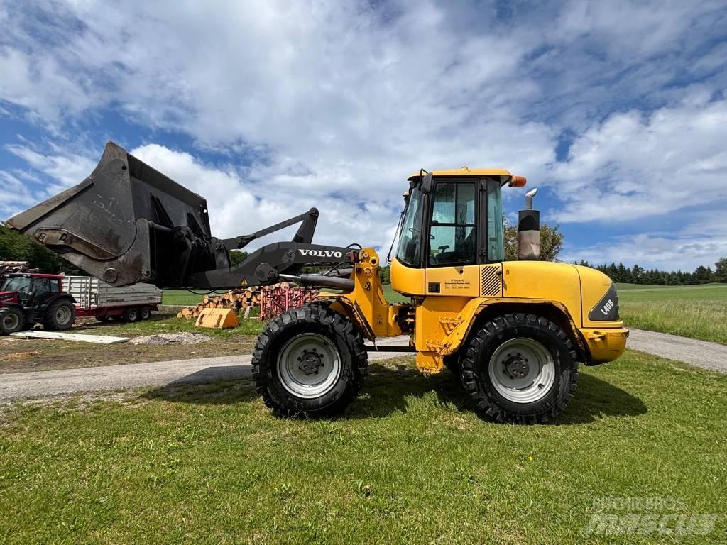 Volvo L 40 B TP Kolesni nakladalci