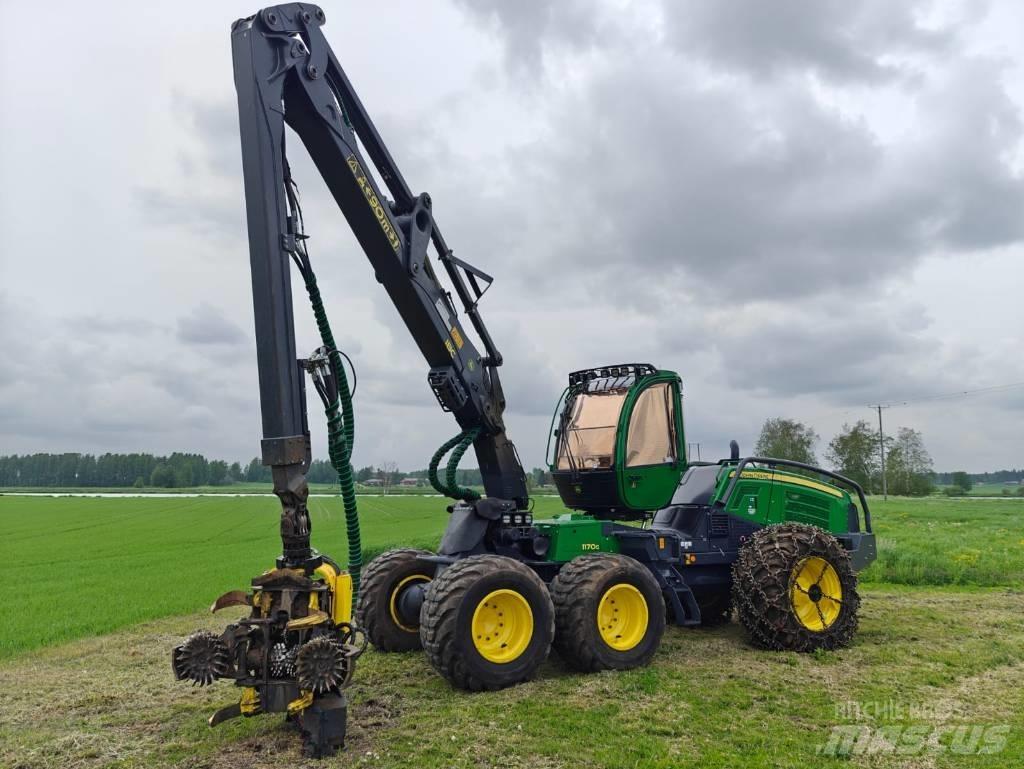 John Deere 1170 G Harvesterji