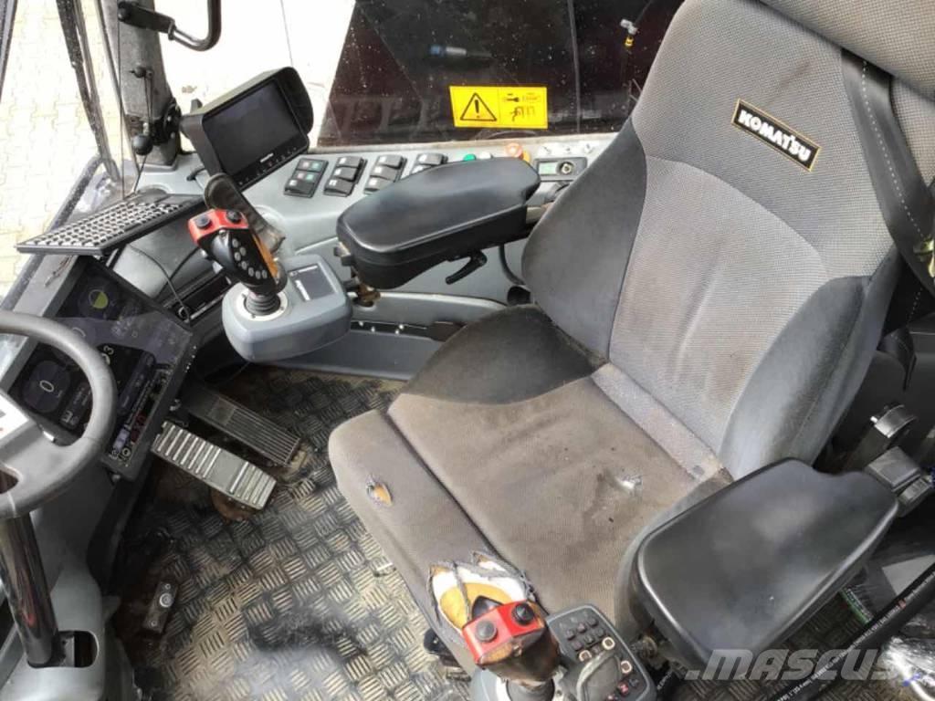 Komatsu 931.1 Harvesterji