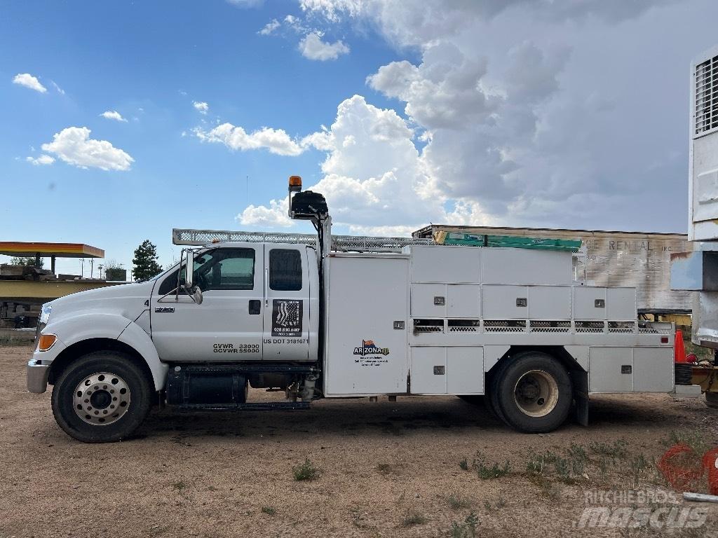 Ford F 750 XL Komunalna vozila