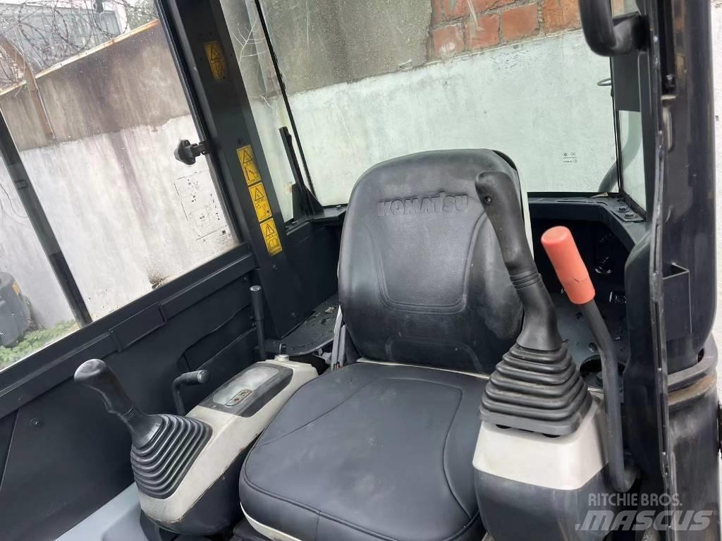 Komatsu PC 40 MR-2 Bagri goseničarji