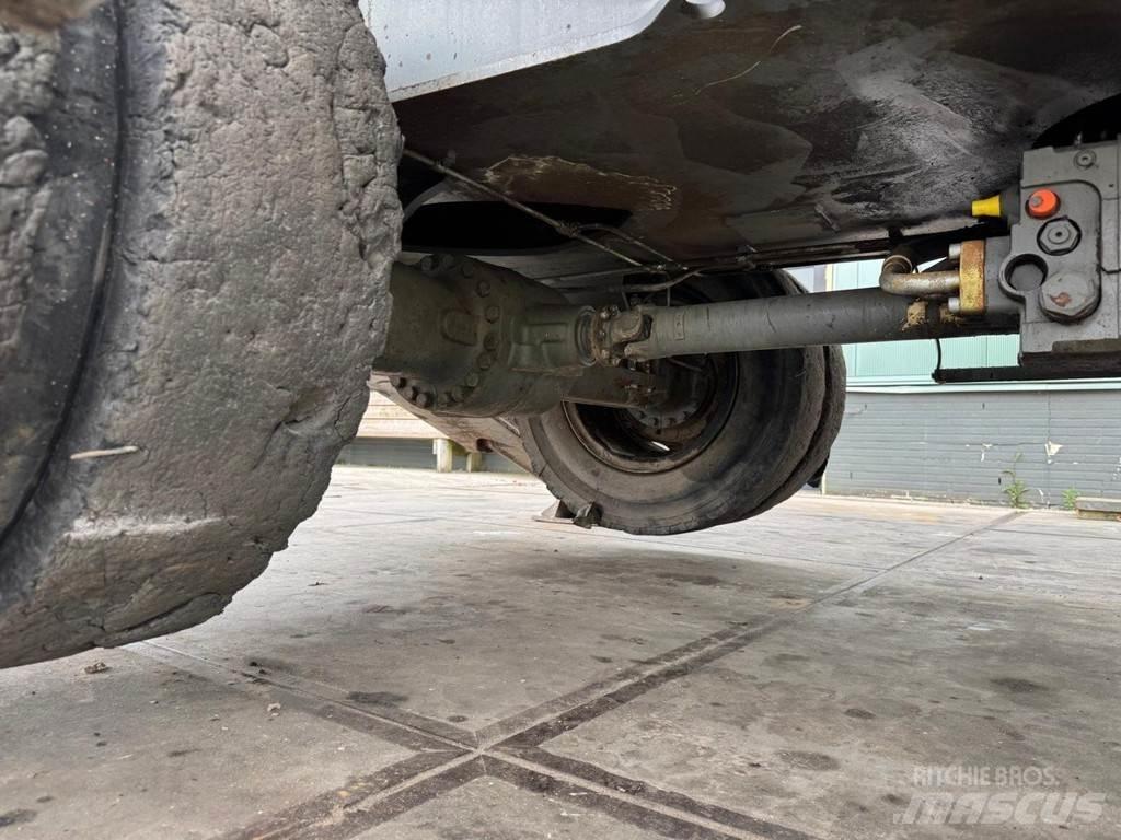 Liebherr A 924 C Bagri za prekladanje primarnih/sekundarnih surovin