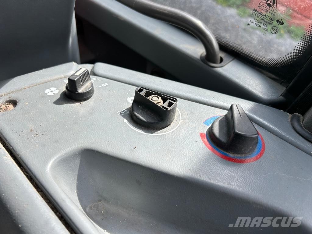 Volvo L 35 B Kolesni nakladalci