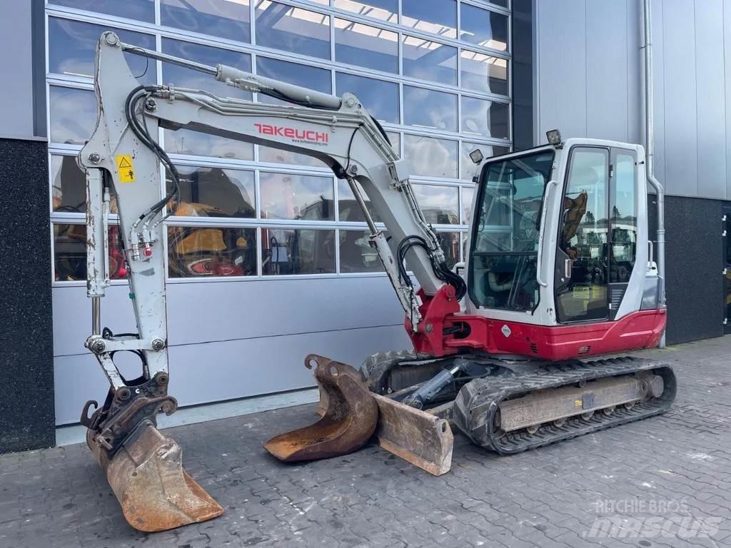 Takeuchi TB250 Mini bagri <7t