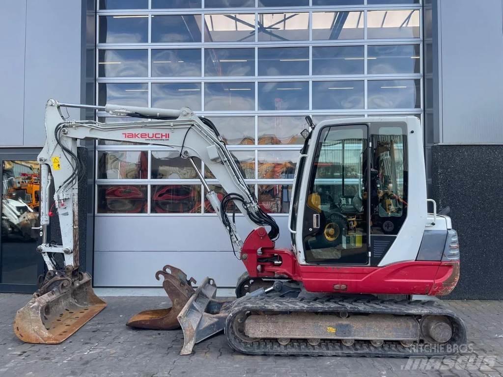 Takeuchi TB250 Mini bagri <7t