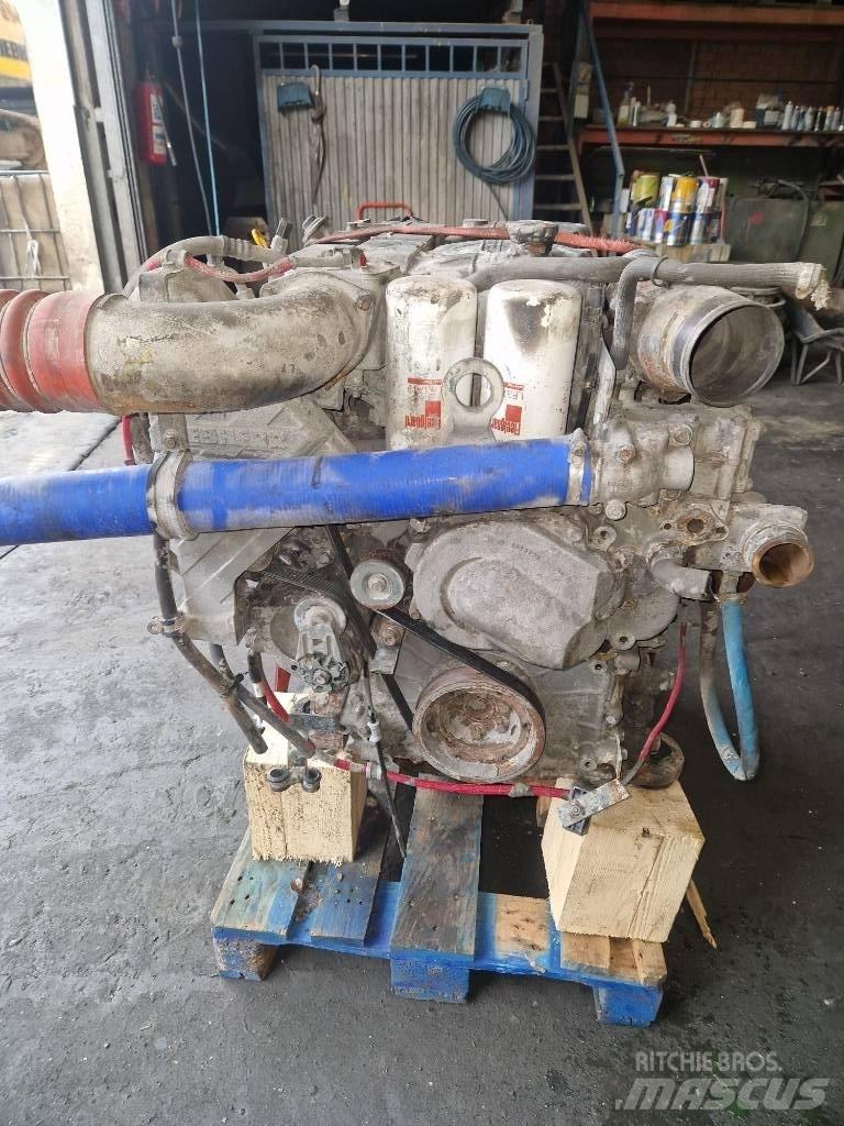Liebherr D934S A4 Motorji