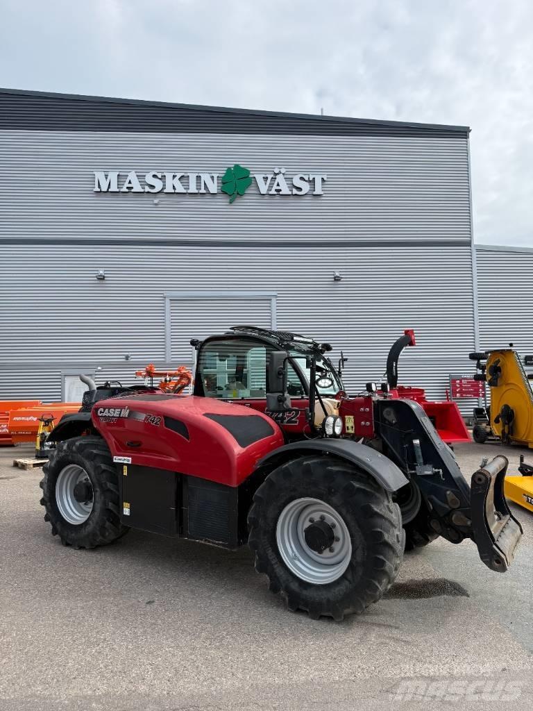 Case IH Farmlift 742 Teleskopski viličarji