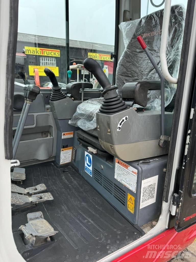 Takeuchi TB228 Mini bagri <7t