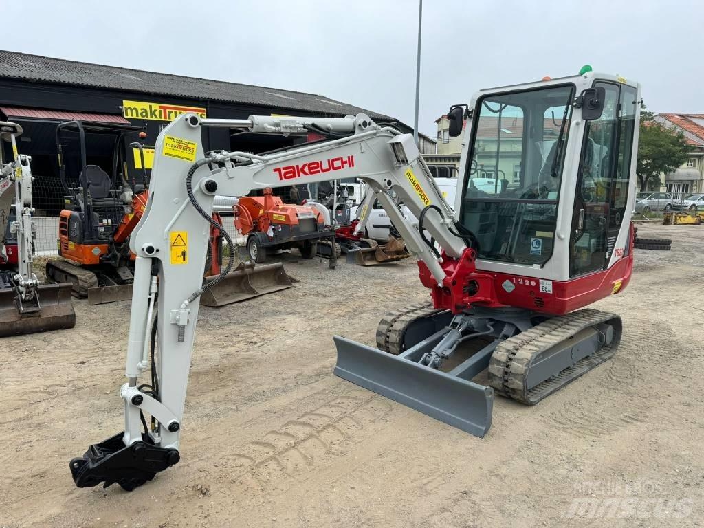 Takeuchi TB228 Mini bagri <7t