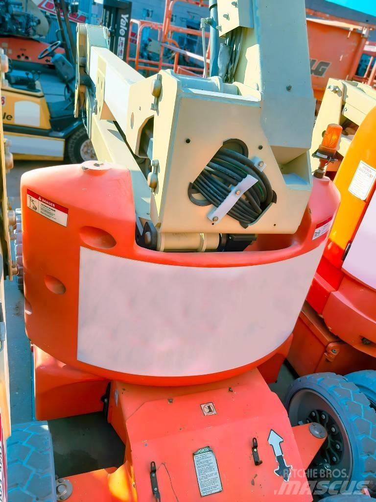 JLG E 450 A Zglobne dvižne ploščadi
