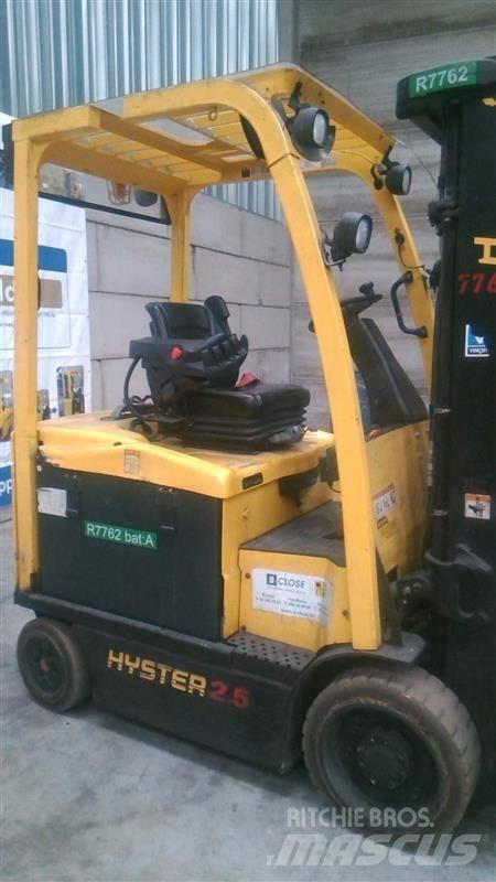 Hyster E 2.5 XN Električni viličarji