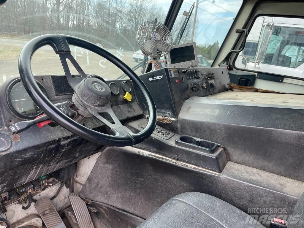 Mack LEU613 Tovornjaki-šasije