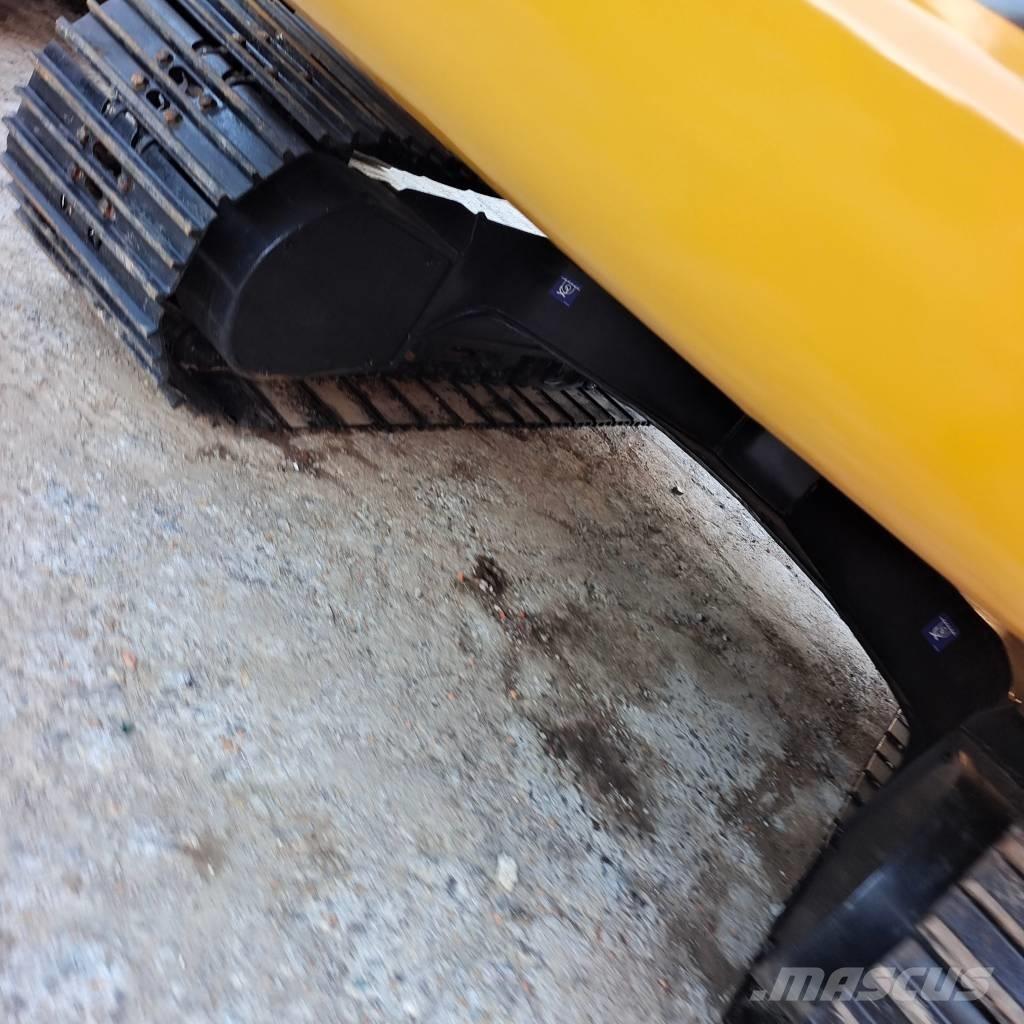 CAT 320 D2 Bagri goseničarji