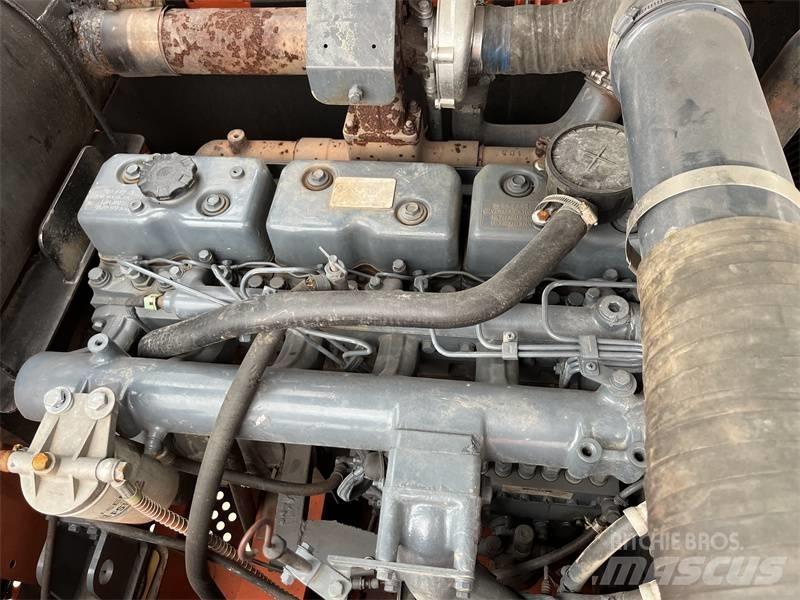 Doosan 300 Bagri goseničarji