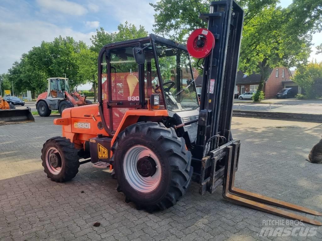 JCB 930-4 Terenski viličar
