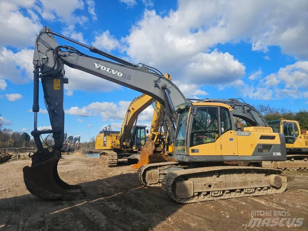 Volvo EC 220 DL Bagri goseničarji