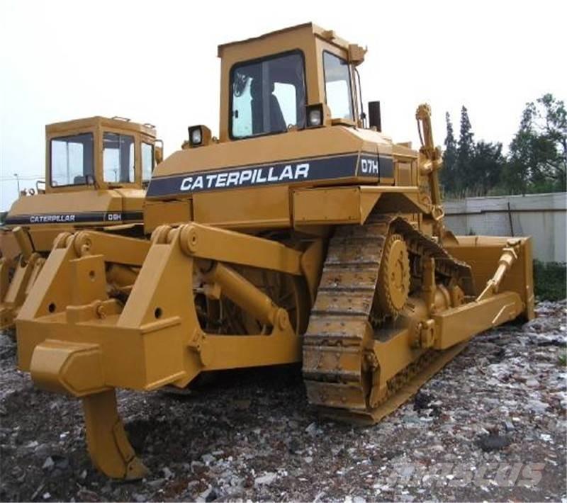 CAT D7H Buldožerji goseničarji