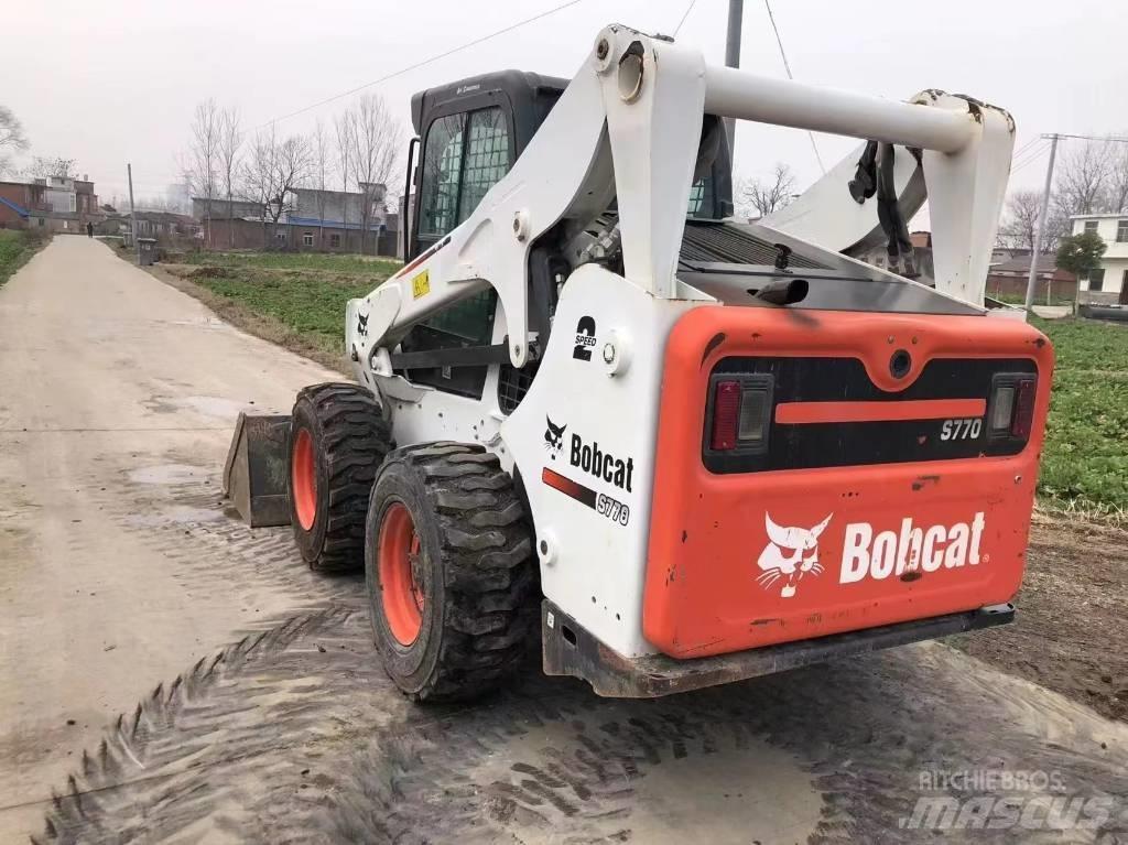Bobcat S 770 Skid steer mini nakladalci