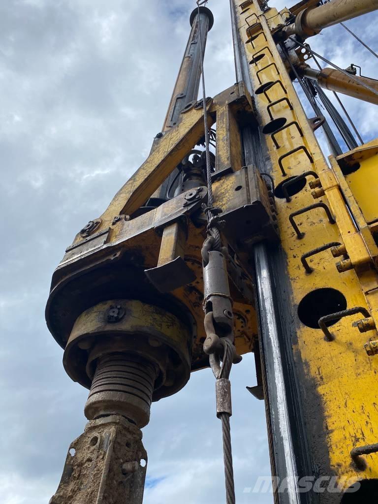 Bauer BG 36 Težki vrtalni stroji