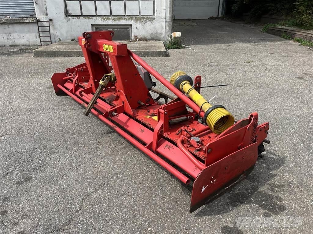 Lely 300-22 Rotacijske brane in multikultivatorji