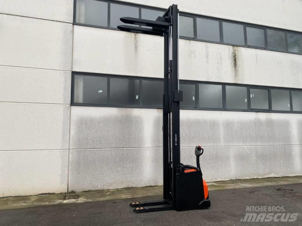 Toyota SWE160 Ročni električni viličar
